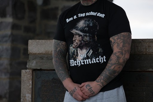Am 8. Tag schuf Gott die Wehrmacht Herren T-Shirt